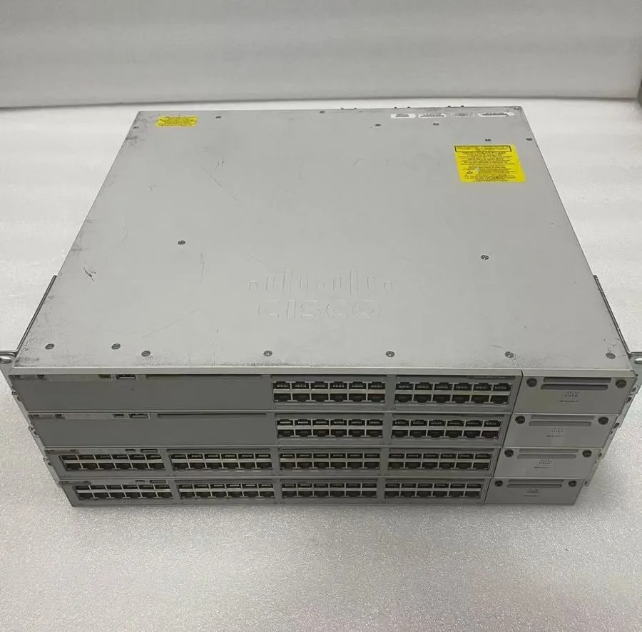 Коммутатор Cisco C9300-24P-E 24×1G PoE