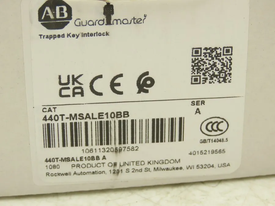 Реле безопасности Allen Bradley 440T-MSALE10BB Guardmaster Safety Relay