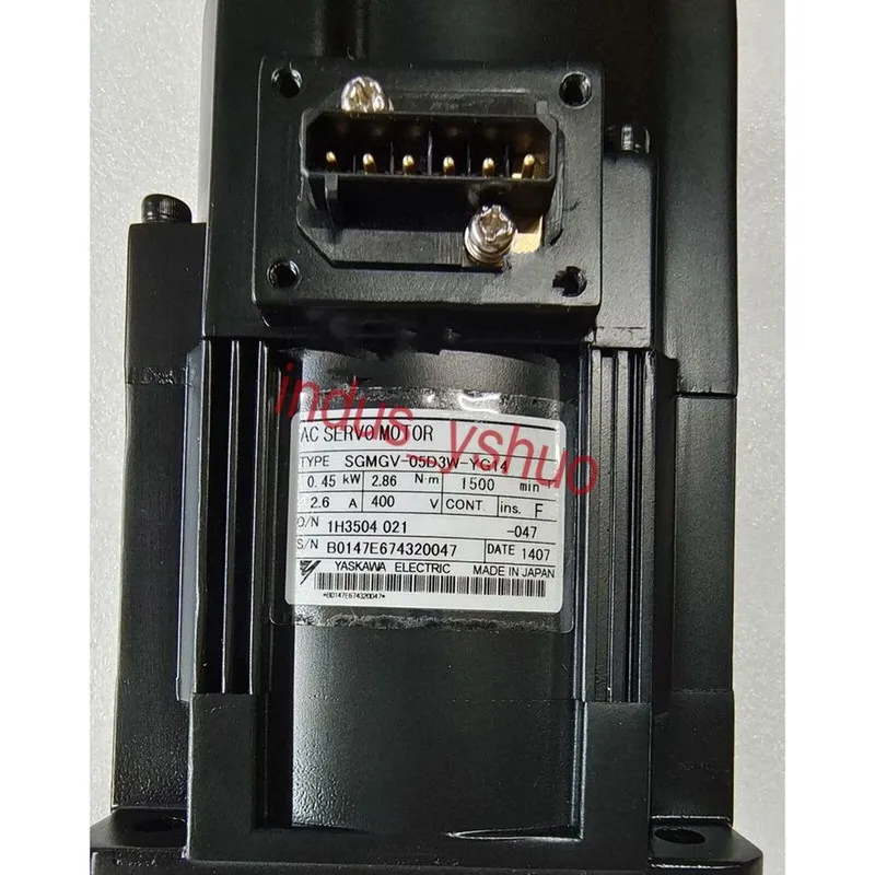 Серводвигатель YASKAWA SERVO MOTOR SGMGV-05D3W-YG14