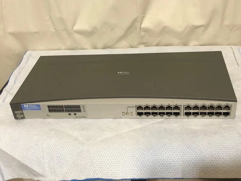 Коммутатор HEWLETT PACKARD J3295A PROCURVE 10/100 24-PORT ETHERNET HUB SHIP