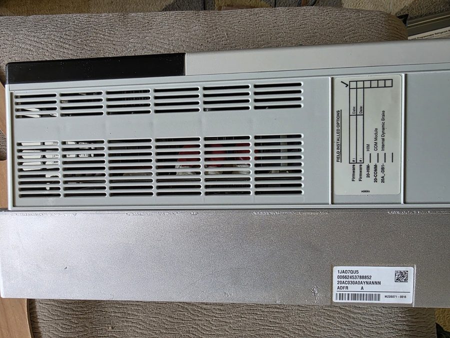 Фото лота 20AC030A0AYNANNN от продавца №95705