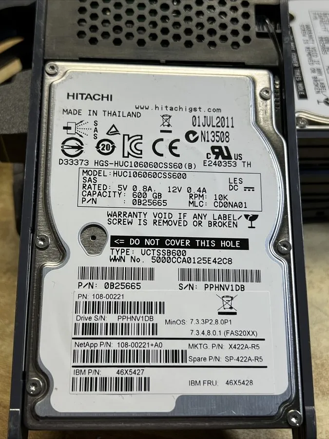 Жёсткий диск DELL 8WP8W HUC106060CSS600 0B25656 600GB 10K RPM Cache 64MB 6 Gb/s 