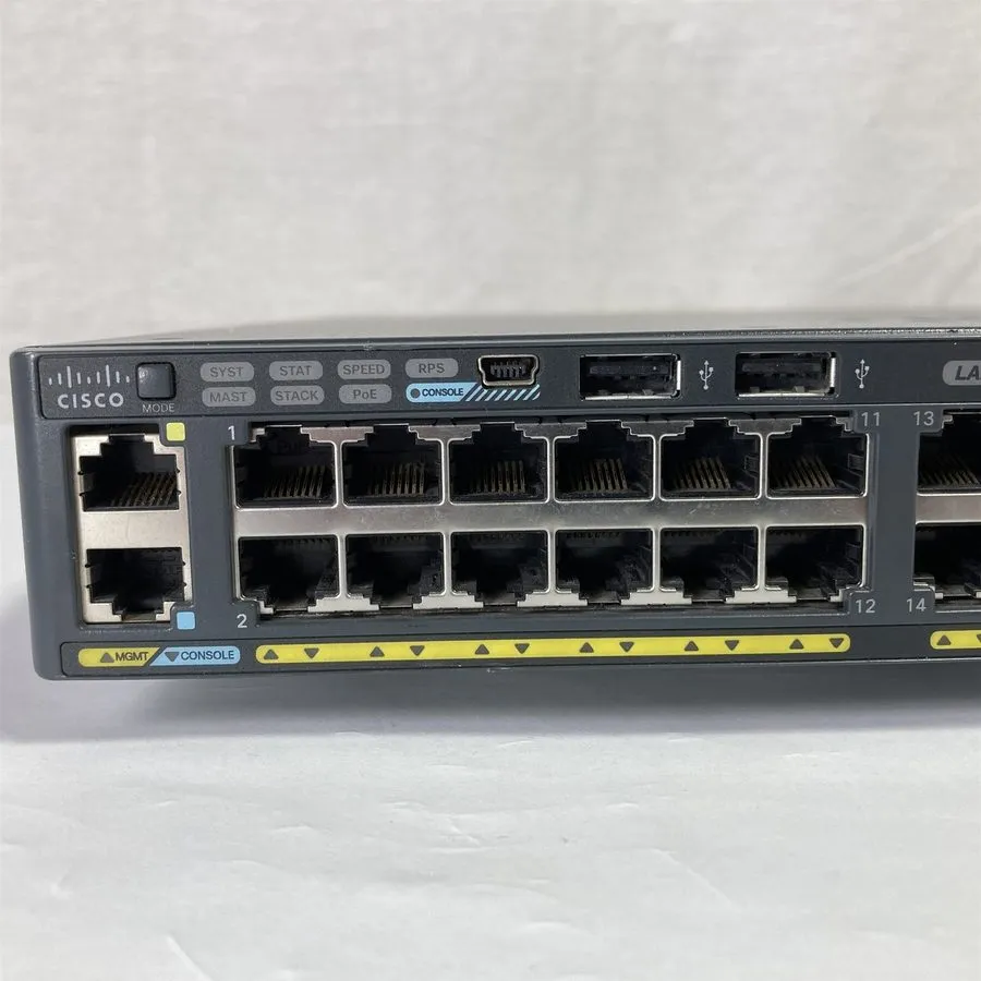 Коммутатор Cisco Catalyst 2960-S 48 port Gigabit Switch PoE+ 370W WS-C2960S-48LP — фото лота 2