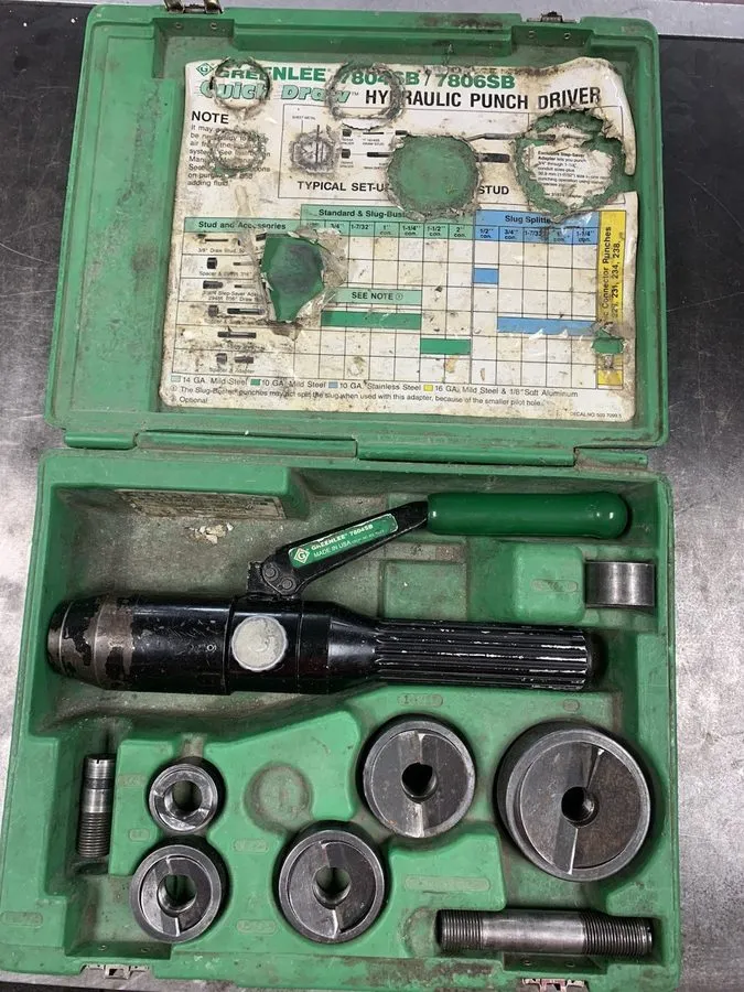Электрооборудование Greenlee 7806SB Hydraulic Knock Out Set 1/2" 2" Capacity