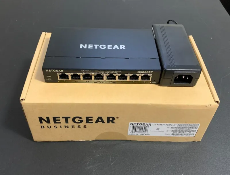 Коммутатор NETGEAR GS308EP-100NAS 8-Port PoE Gigabit Ethernet Plus Switch