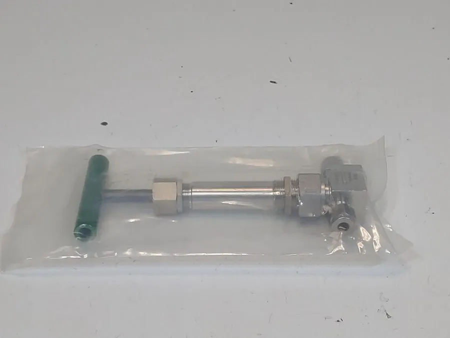Клапан Swagelok SS-4UW SS Secondary Packed Bellows Sealed Valve FNSP