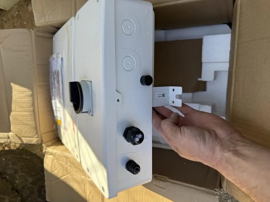 Инвертор SolarEdge 6.0kW HD-Wave Inverter SE6000H-US000BNU4