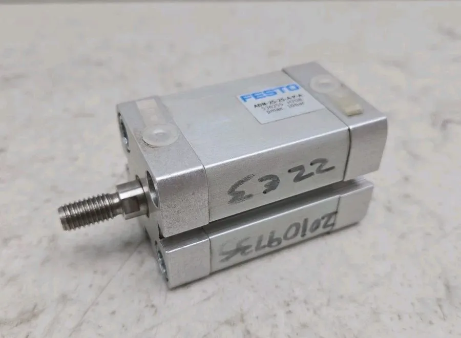 Пневмоцилиндр Festo ADN-25-25-A-P-A Compact Pneumatic Cylinder 25mm Stroke Bore