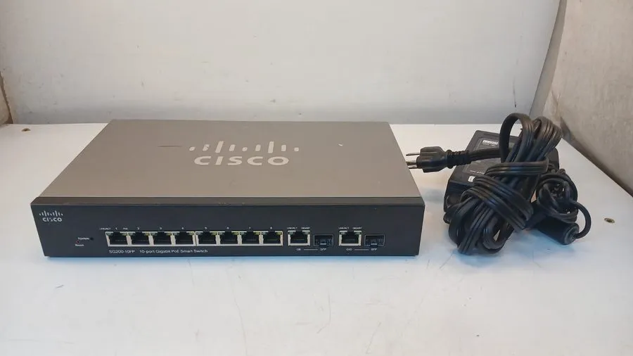 Коммутатор Cisco SG200-10FP 10-Port Gigabit PoE Smart Switch