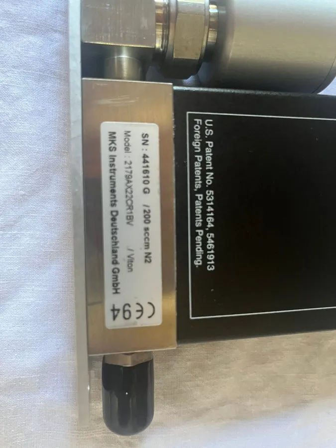 Контроллер 2x MKS 2179AX22CR1BV Mass Flow Controller MFC 200 sccm N2 Mass Flow C — фото лота 2