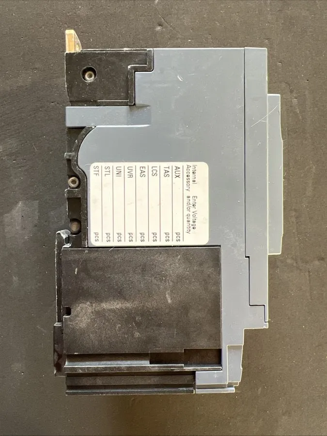 Автоматический выключатель SIEMENS CIRCUIT BREAKER 3VA4160-5ED34-0AA0 60A 600Y/3 — фото лота 2