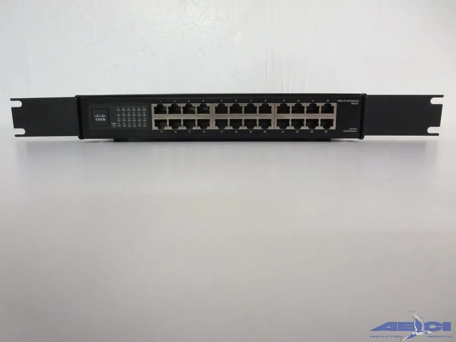 Коммутатор CISCO LINKSYS SR224 24-PORT 10/100 Mbps ETHERNET SWITCH WITH RACKMOUN