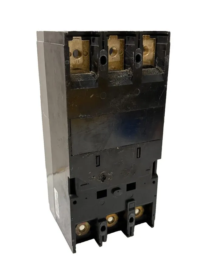Автоматический выключатель SIEMENS SENTRON SERIES HFXD6 HFXD63B175 CIRCUIT BREAK — фото лота 1