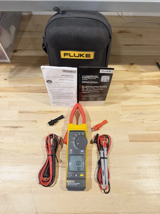 Тестер Fluke 393 FC True RMS Clamp Meter 1500V CAT III, Compact IP54 Rated — фото лота 2