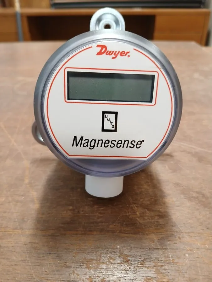Датчик давления DWYER MS-131-LCD Differential Pressure Transmitter