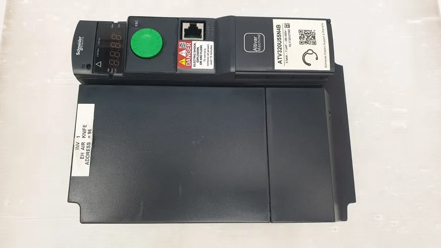 Частотный преобразователь ATV320U55N4B