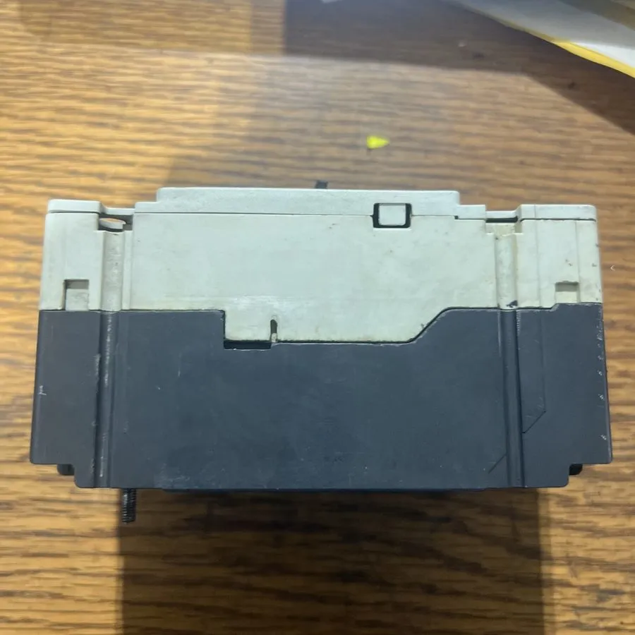 Автоматический выключатель Allen Bradley 140U-H3C3-C60 Circuit Breaker, 60 A, 3  — фото лота 2