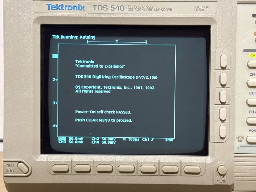 Осциллограф Tektronix TDS540 4 Channel, 500MHz 1GS/s Oscilloscope