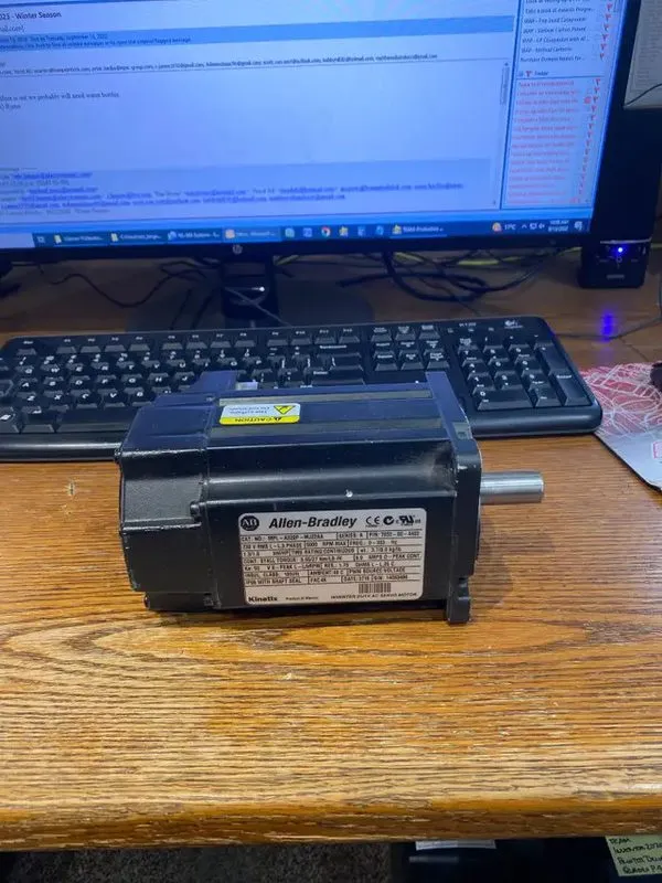 Серводвигатель Allen Bradley MPL-A320P-MJ22AA Servo Motor Best Delivey — фото лота 3