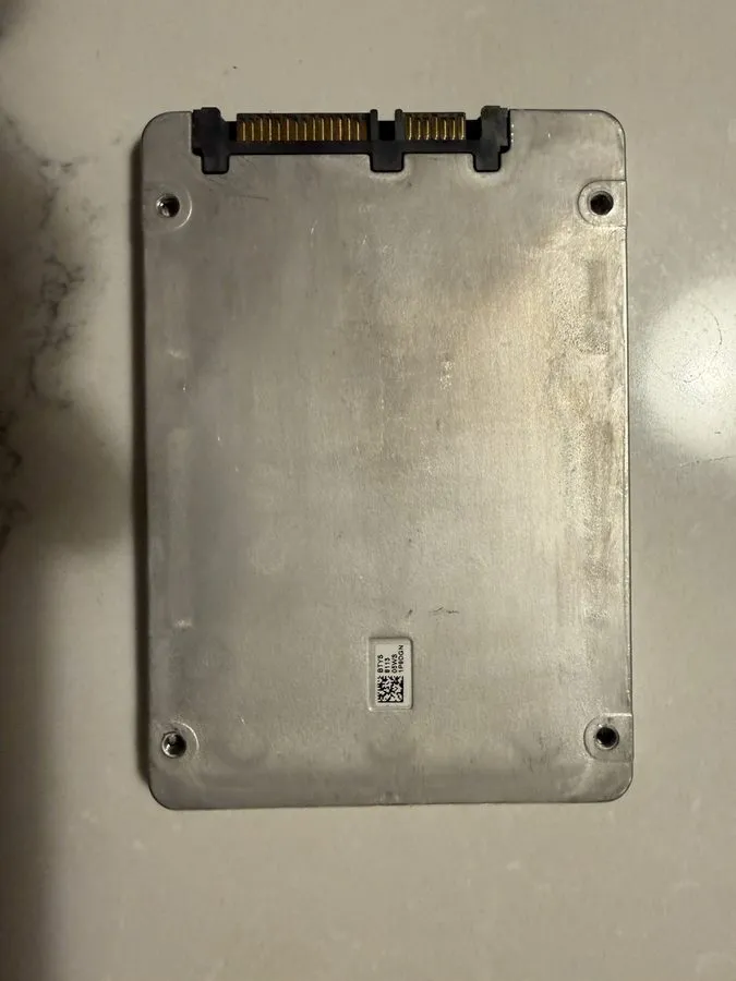 SSD-накопитель Intel DC S4500 Series 1.92TB 6Gbps 2.5 Inch SATA SSD SSDSC2KB019T