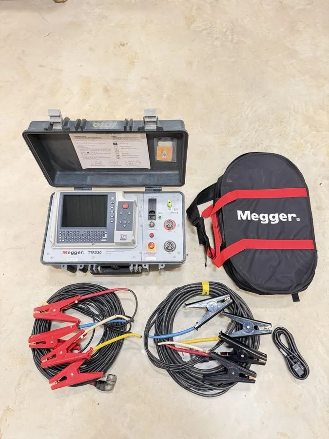 Тестер Megger TTR330 Transformer Turn-Ratio Test Set Cat. No. — фото лота 1
