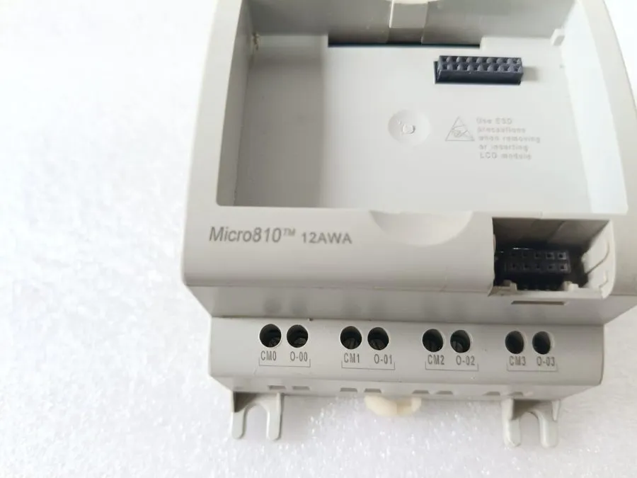 ПЛК Allen-Bradley 2080-LC10-12AWA Smart Relay Controller 100-240VAC