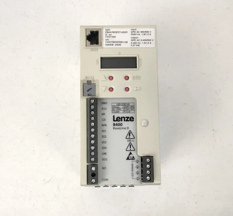 Частотный преобразователь E84AVBDE3714SX0