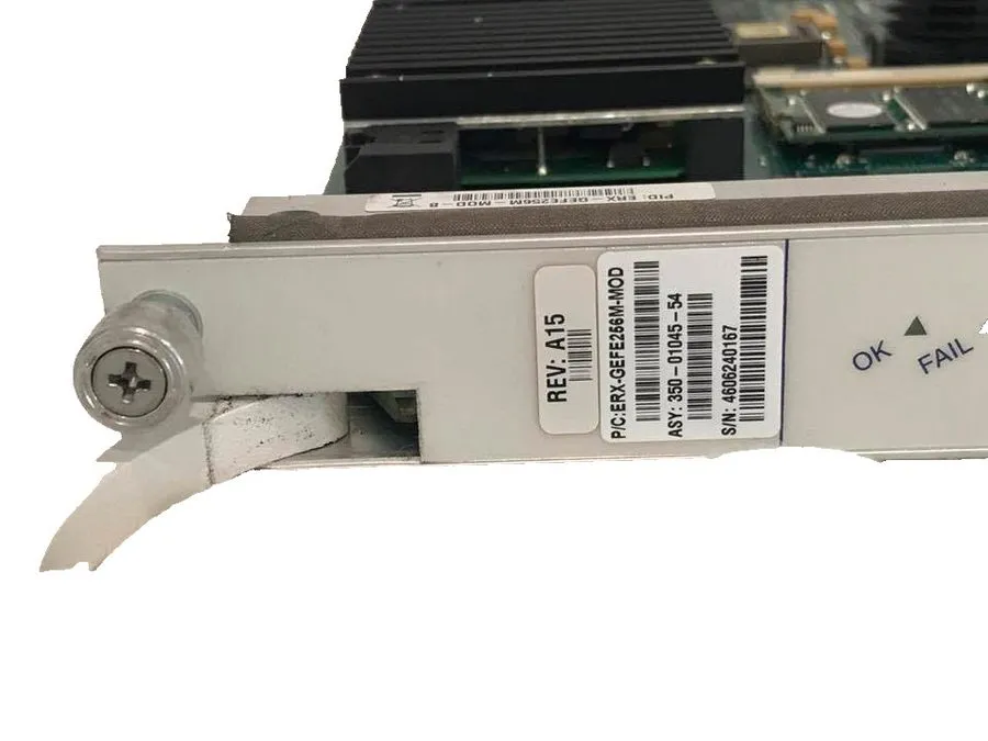 Коммутатор JUNIPER NETWORKS ERX-GEFE256M-MOD GREET CONDITION — фото лота 1