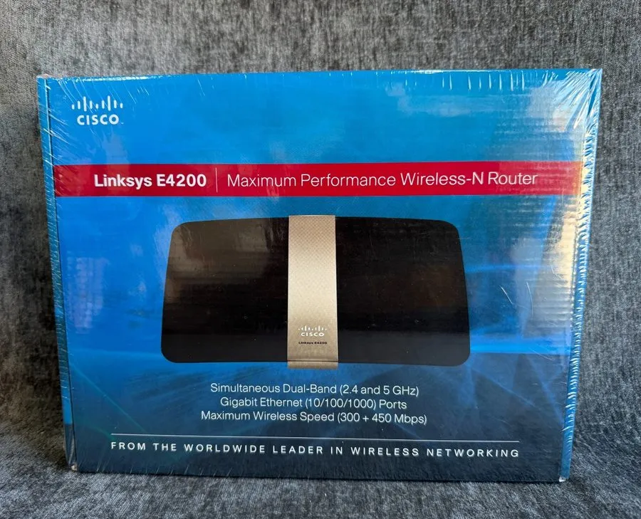 Маршрутизатор Cisco Linksys E4200 N750 4-Port Gigabit Wireless N Router, No Pwr 