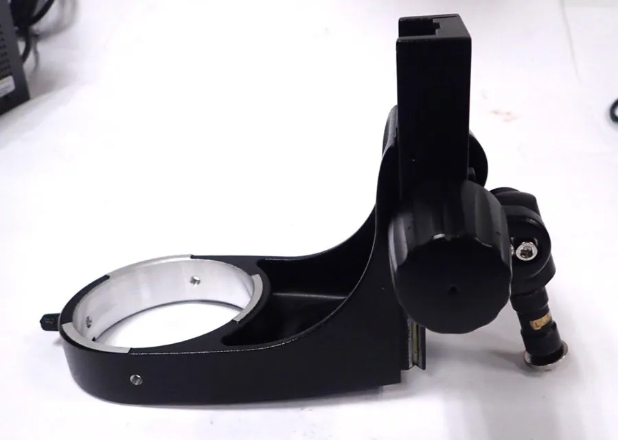 Микроскоп LEICA 10447255 MOUNTING FOCUS ARM