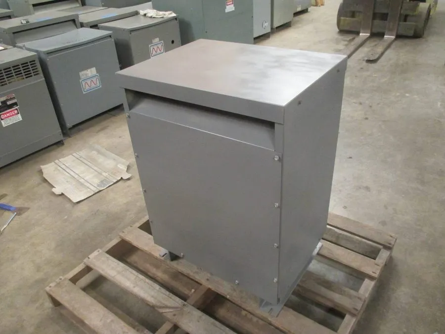 Трансформатор ACME 145 kVA 460 Delta 460Y/266 V 3PH Isolation Transformer DTGB01