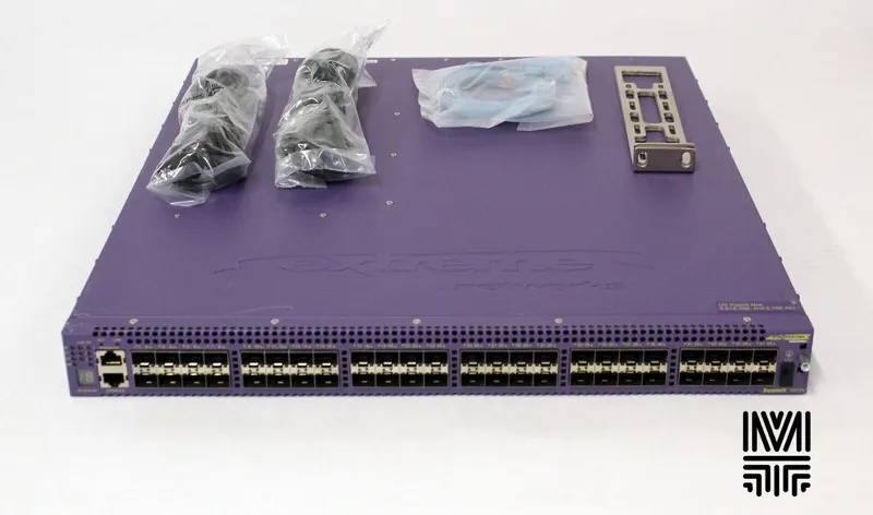 Коммутатор Extreme Networks 17101 X670V-48X-FB 48x 10GB SFP 2x 10925 Power Advan