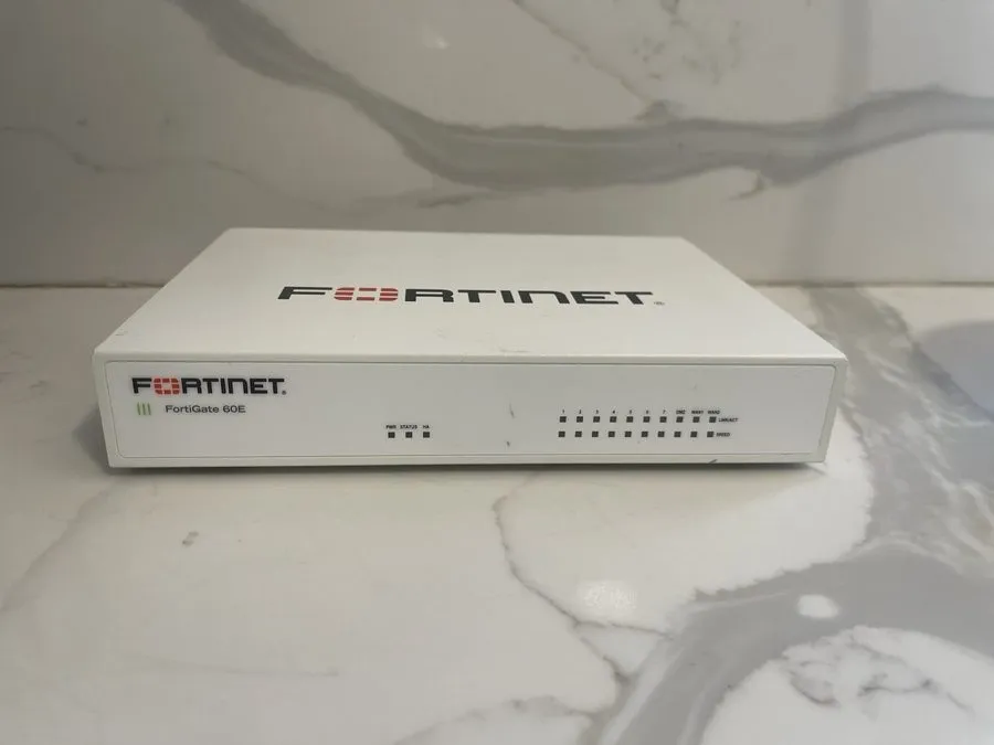 Межсетевой экран Fortinet FortiGate 60E FG-60E