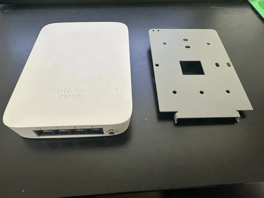 Точка доступа Wi-Fi Cisco Meraki MR30H Wireless Access Point 4 Port POE Cloud Ma