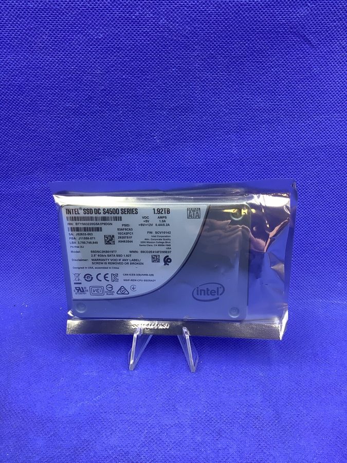 SSD-накопитель Intel DC S4500 Series 1.92TB 6Gbps 2.5 Inch SATA SSD SSDSC2KB019T