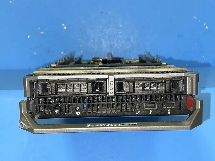 Сервер DELL PowerEdge M630 HHB005 Blade Server, 1x Xeon SR2P5, No RAM, No HDD