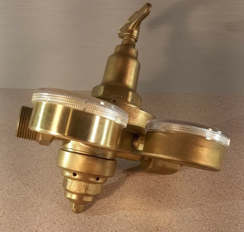 Трубопроводная арматура Victor 1 1/4" Dual Gas Regulator VTS 703 ME High Capacit — фото лота 2