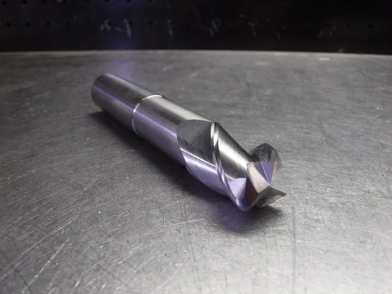 Режущий инструмент CoreHog 3/4" Solid Carbide Endmill 3 Flute AR75032.50R094L4.5
