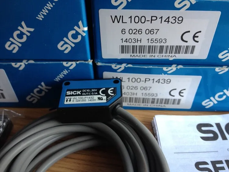 Фотоэлектрический датчик Sick WL100-P1439 Photoelectric Retro-Reflective Sensor