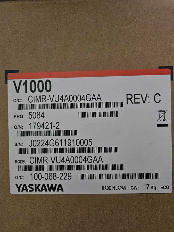 Частотный преобразователь YASKAWA V1000 NEMA 4X IP66 CIMR-VU4A0004GAA frequency 