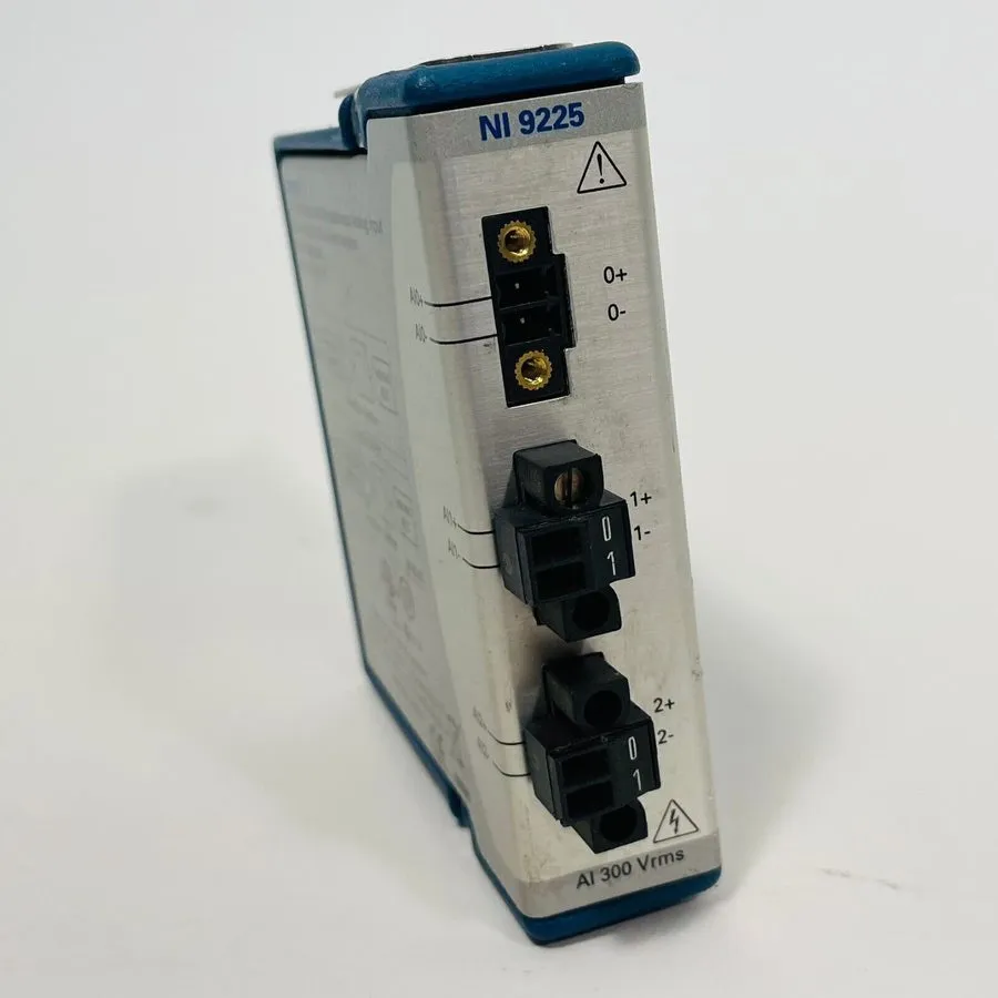 Модуль ввода-вывода National Instruments NI9225 3-Channel C Series Voltage Input