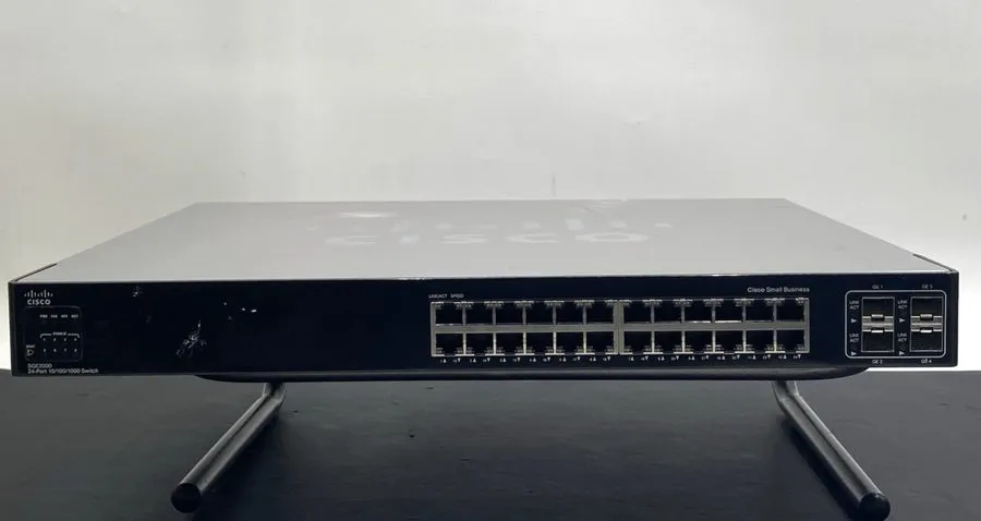 Коммутатор CISCO SGE2000 V01 24-PORT 10/100/1000 SWITCH (R2S2.6)