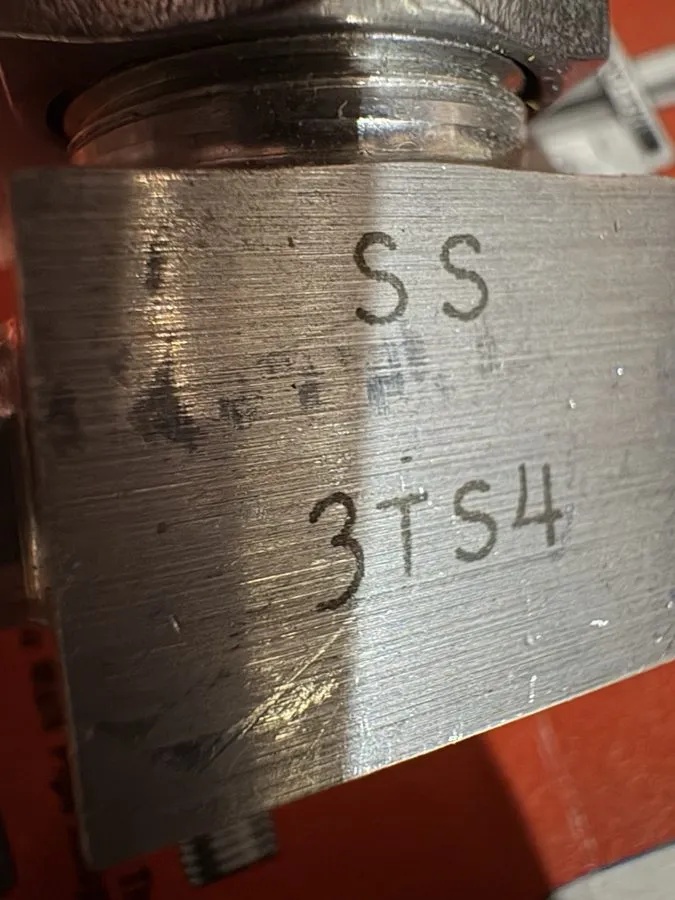Клапан Whitey SS-3TS4 Stainless Steel Needle Metering Valve Swagelok — фото лота 2