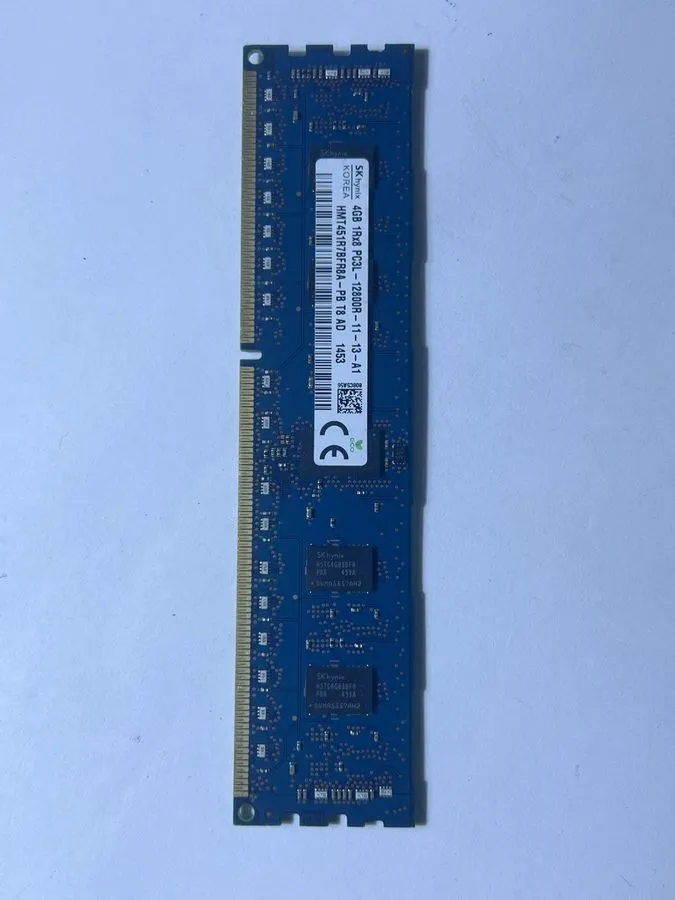 Модуль памяти SK hynix 4GB 1Rx8 PC3L-12800R DDR3 1600 MHz Server RAM HMT451R7AFR