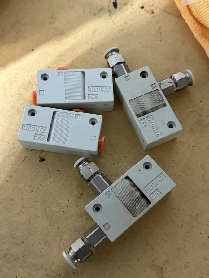 Вакуумный эжектор SMC ZHI07B Vacuum Ejector