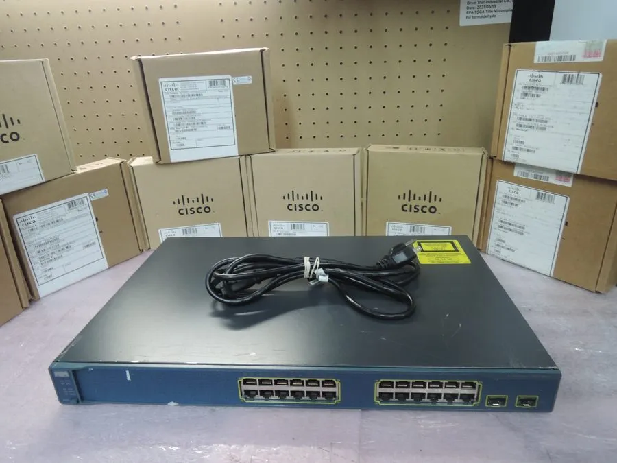 Коммутатор Cisco WS-C3560-24TS-E 24-Ports 10/100 Ethernet Switch