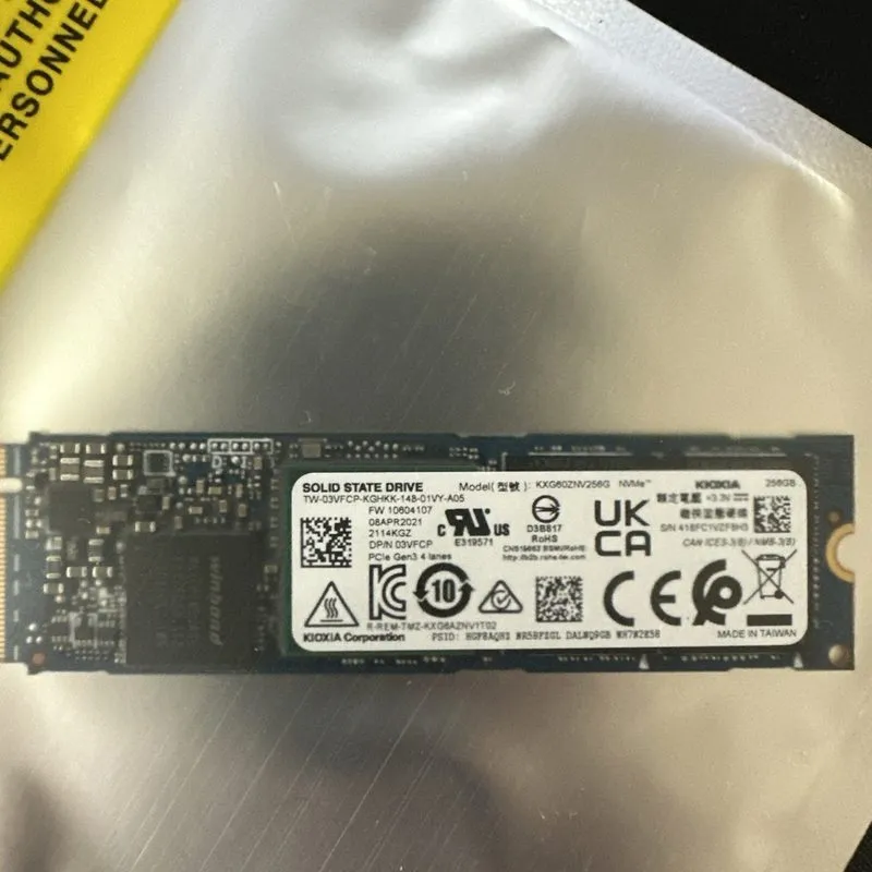SSD-накопитель x Kioxia (Toshiba) XG6 256GB NVMe M.2 2280 SSD (KXG60ZNV256G) — фото лота 2