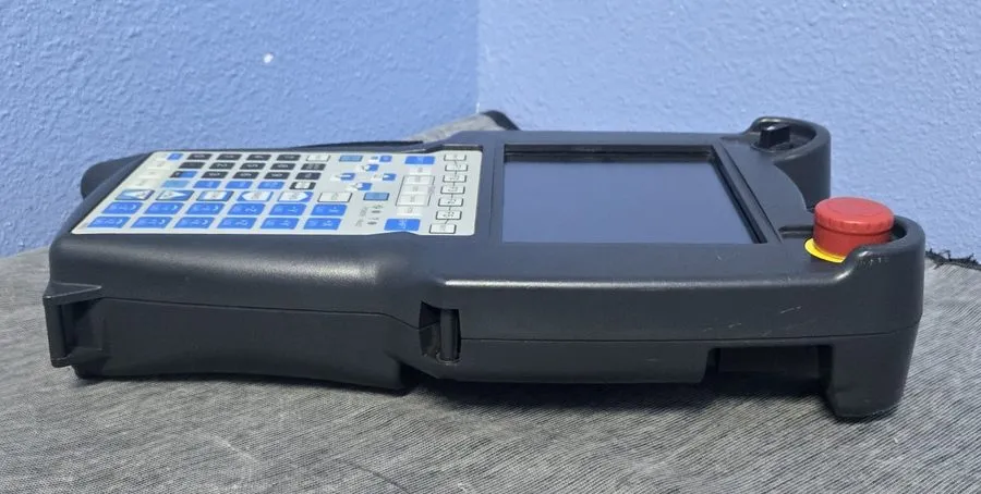 Робот Fanuc Teach Pendant A05B-2518-C202