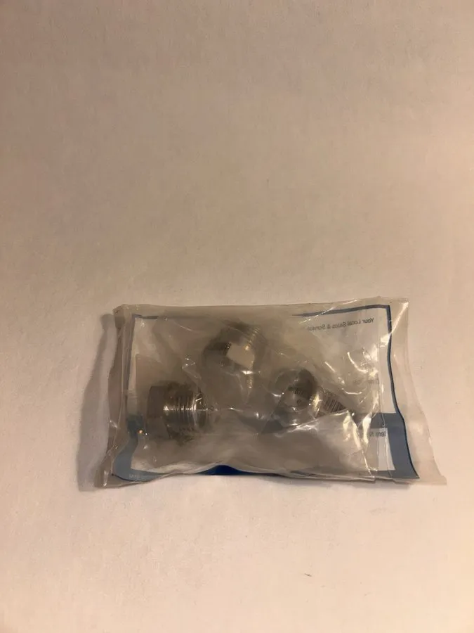 Фитинг CAJON SWAGELOK SS 1/2" VCR MALE NUT FITTING PART # SS-8-VCR-4