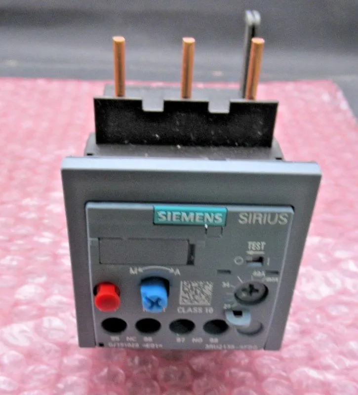 Реле Siemens 3RU2136-4FB0 Thermal Overload Relay 28-40A Motor Protection